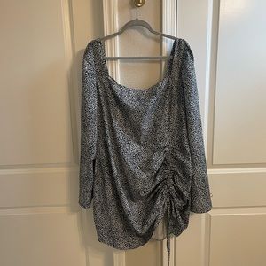 Pretty Little Thing Plus Size Long Sleeved Dress